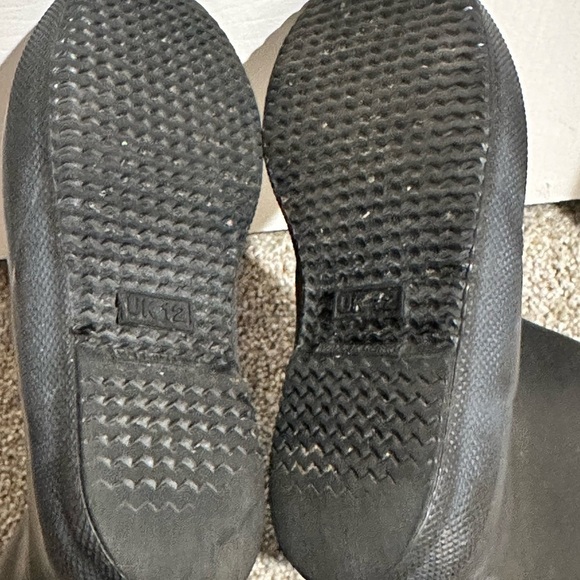 Hunter Black Rain Boots - Picture 9 of 12